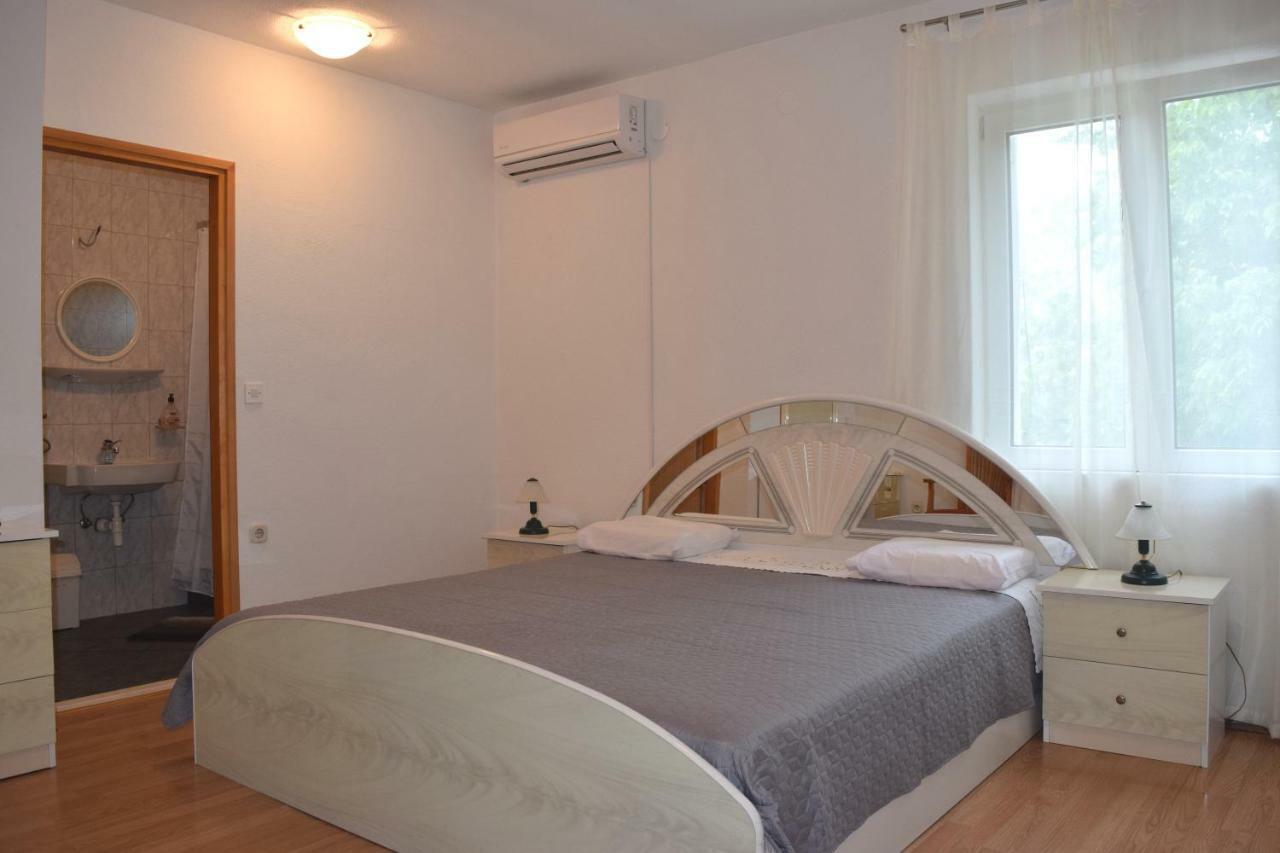 Holiday Room Macukin Брела Экстерьер фото