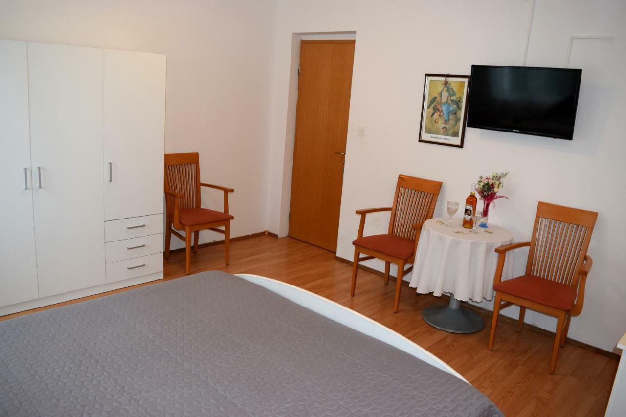 Holiday Room Macukin Брела Экстерьер фото